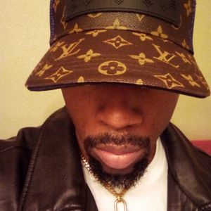 Meet your Posher, Christopher